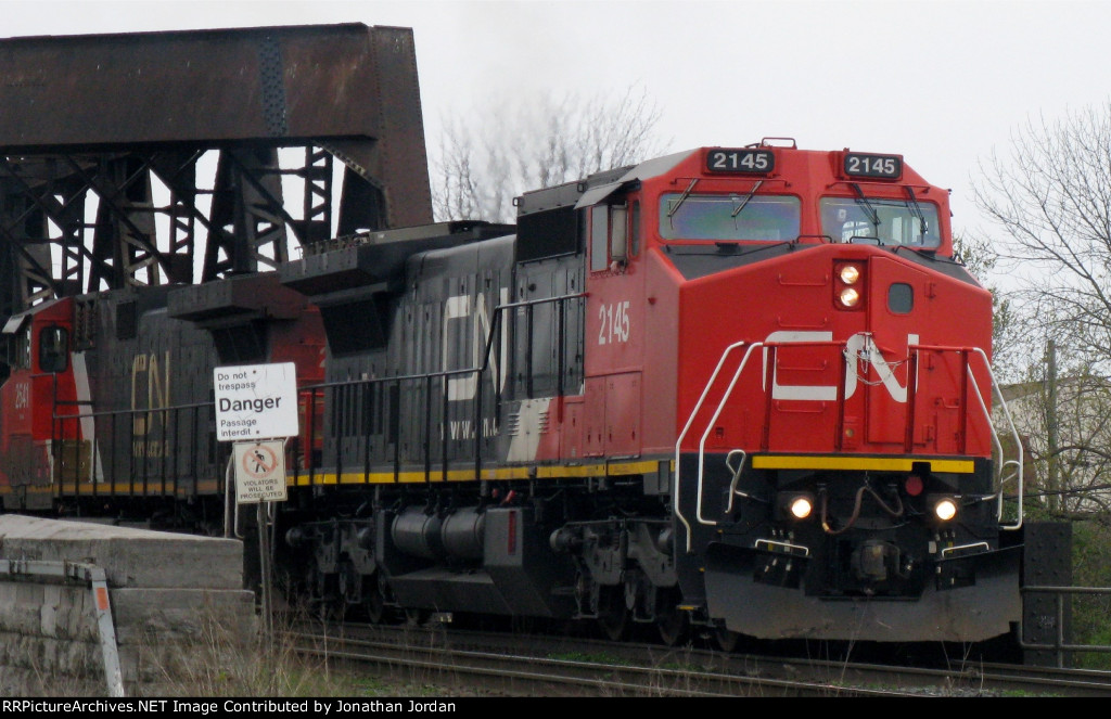 CN 2145